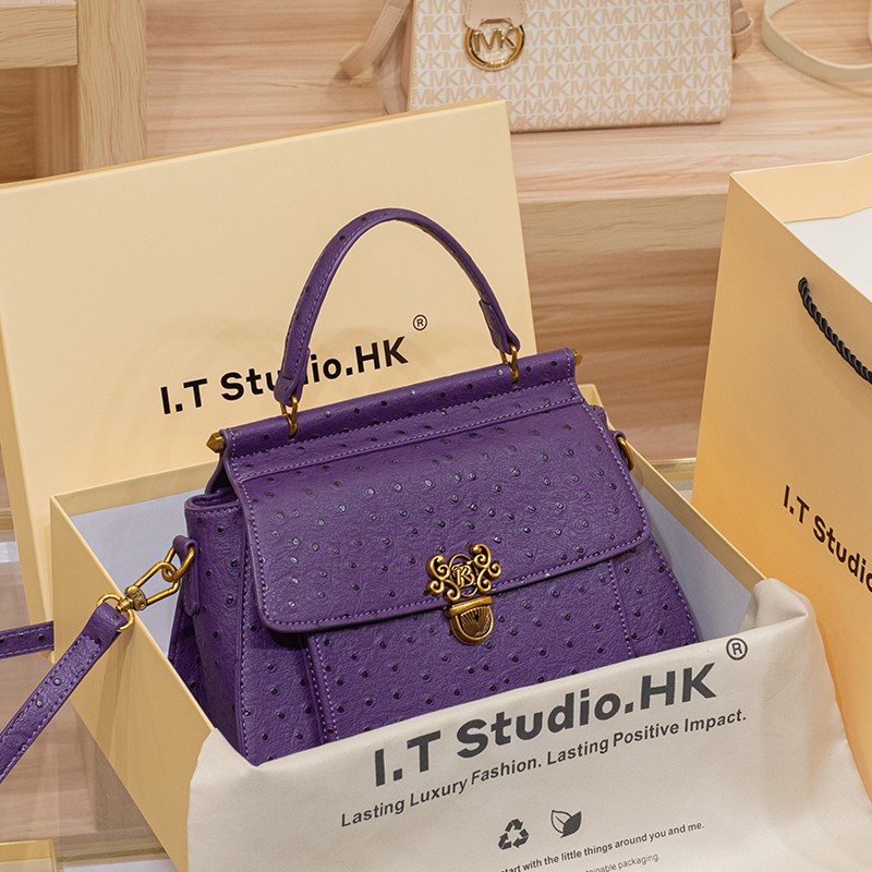 Luxury Bags Trend 2025 - Women's handbag large capacity 2025 new