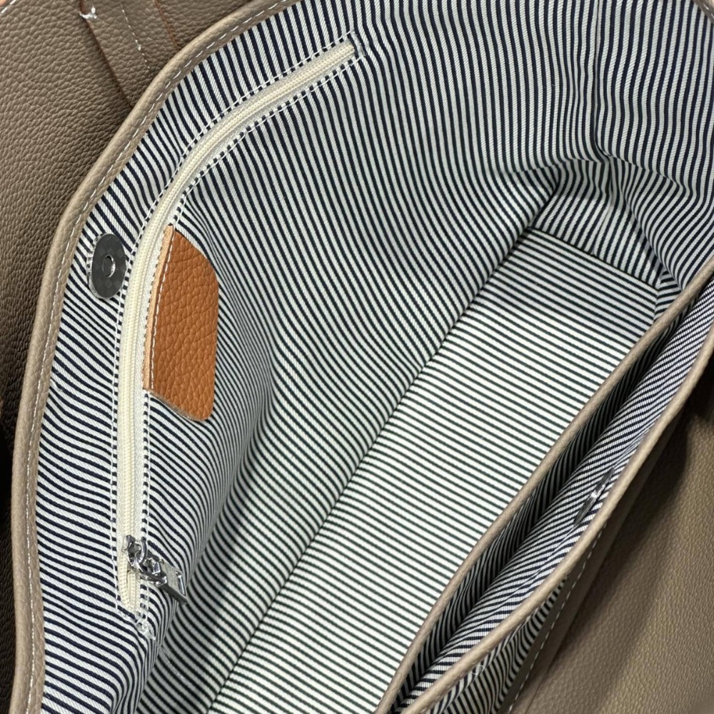 Inside and Outside Contrasting - Quiet Luxury Bags Tote review and price