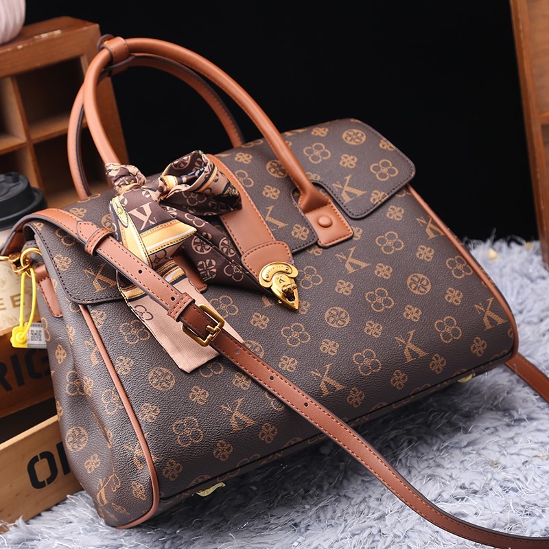 Light luxury brand women's bag - Luxury Bags Trend 2025 review and price